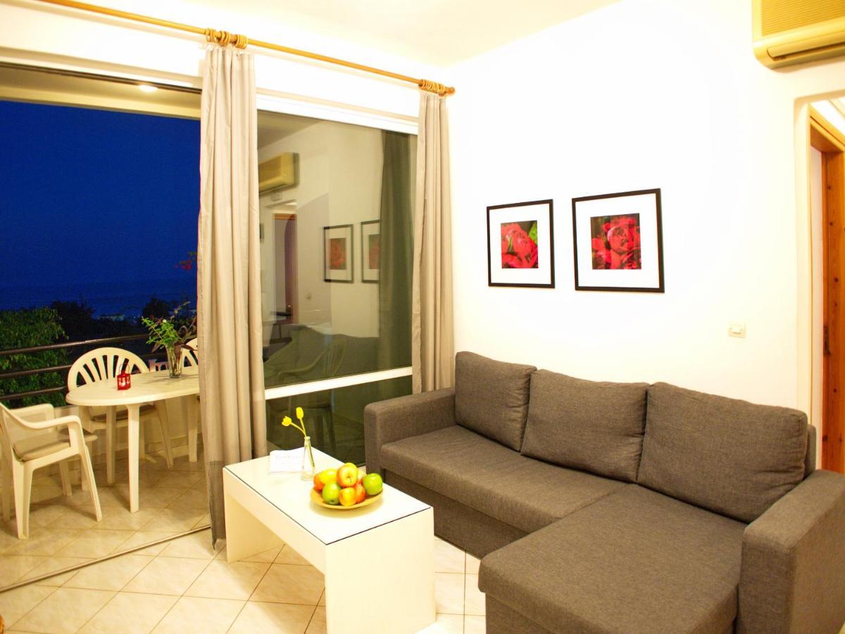 Rouladina Apartments Stalós 외부 사진