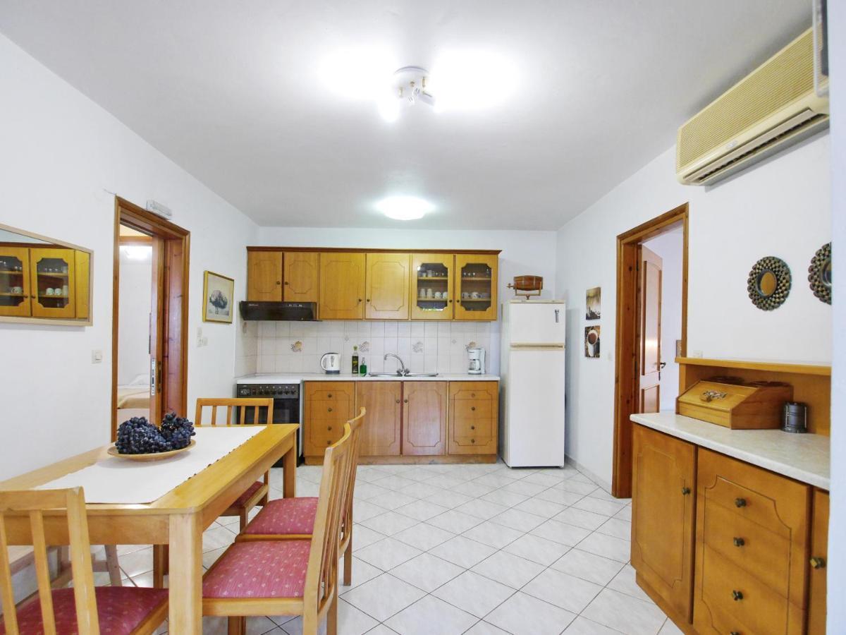 Rouladina Apartments Stalós 외부 사진